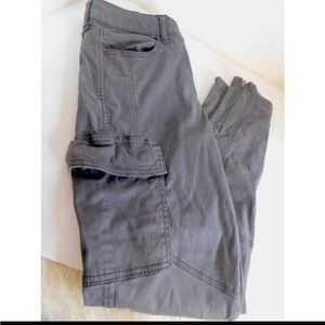 American Eagle Outfitters Super Super Stretch High Rise Jegging Cargo Size 10